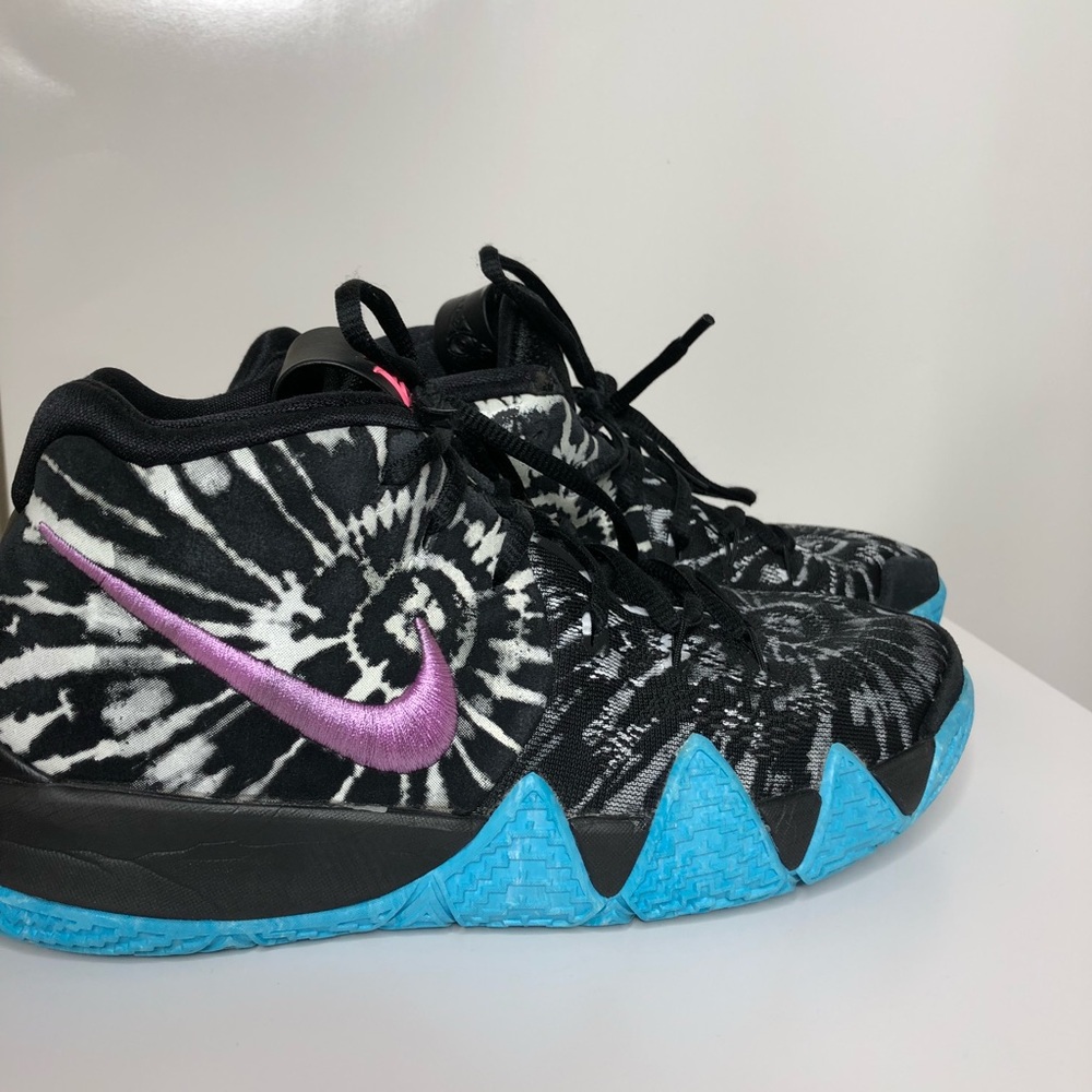 Kyrie 4 GS ‘All Satr